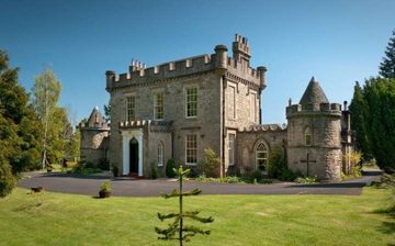 View of the front of the house